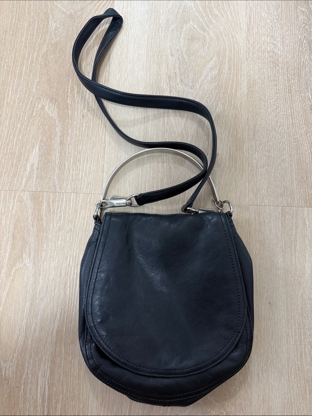 Anne Klein Y2K Black Leather Crossbody Saddle Purse